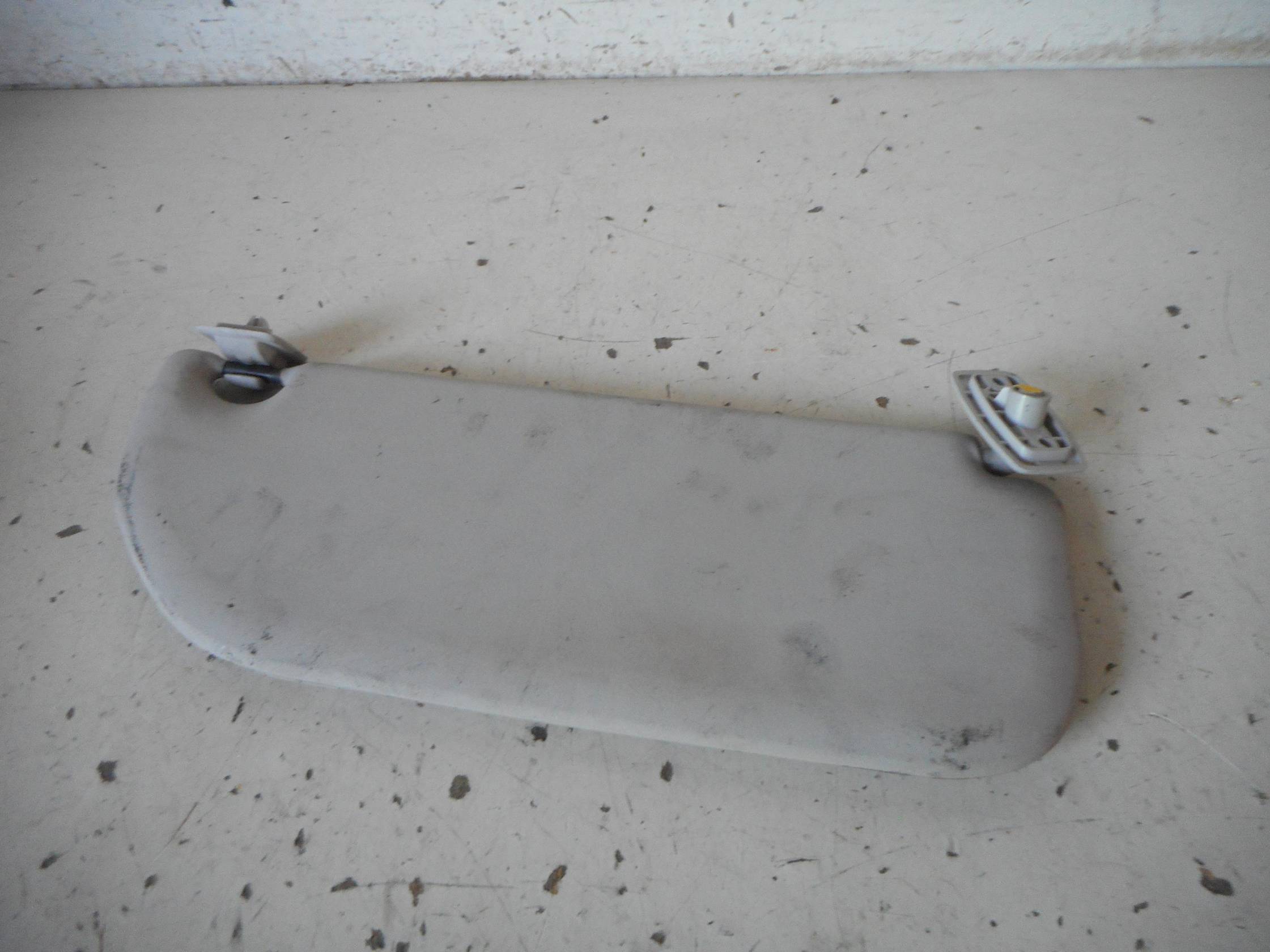 Aletta parasole parabrezza sx.